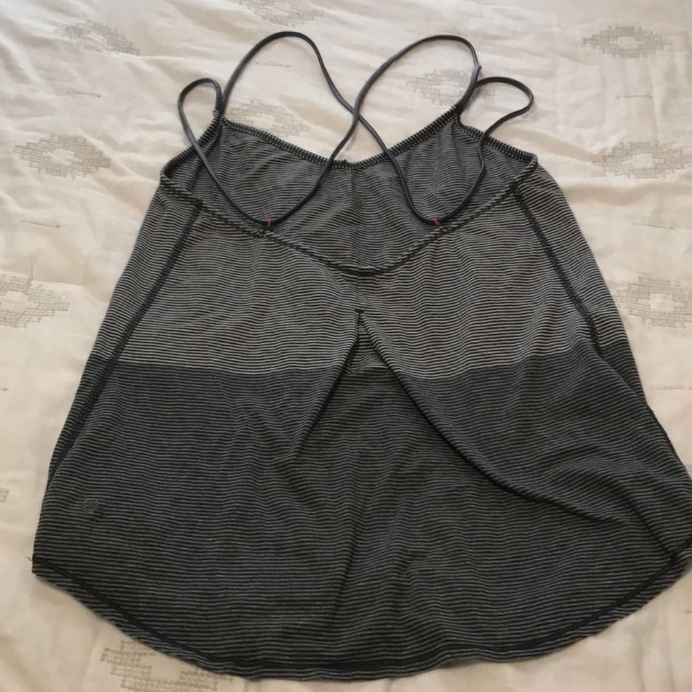 Lululemon tank